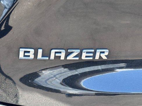 Used 2019 Chevrolet Blazer Premier w/ Driver Confidence II Package FWD image 8