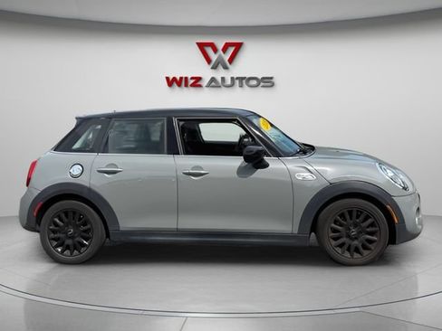 Used 2020 MINI Cooper S FWD image 6