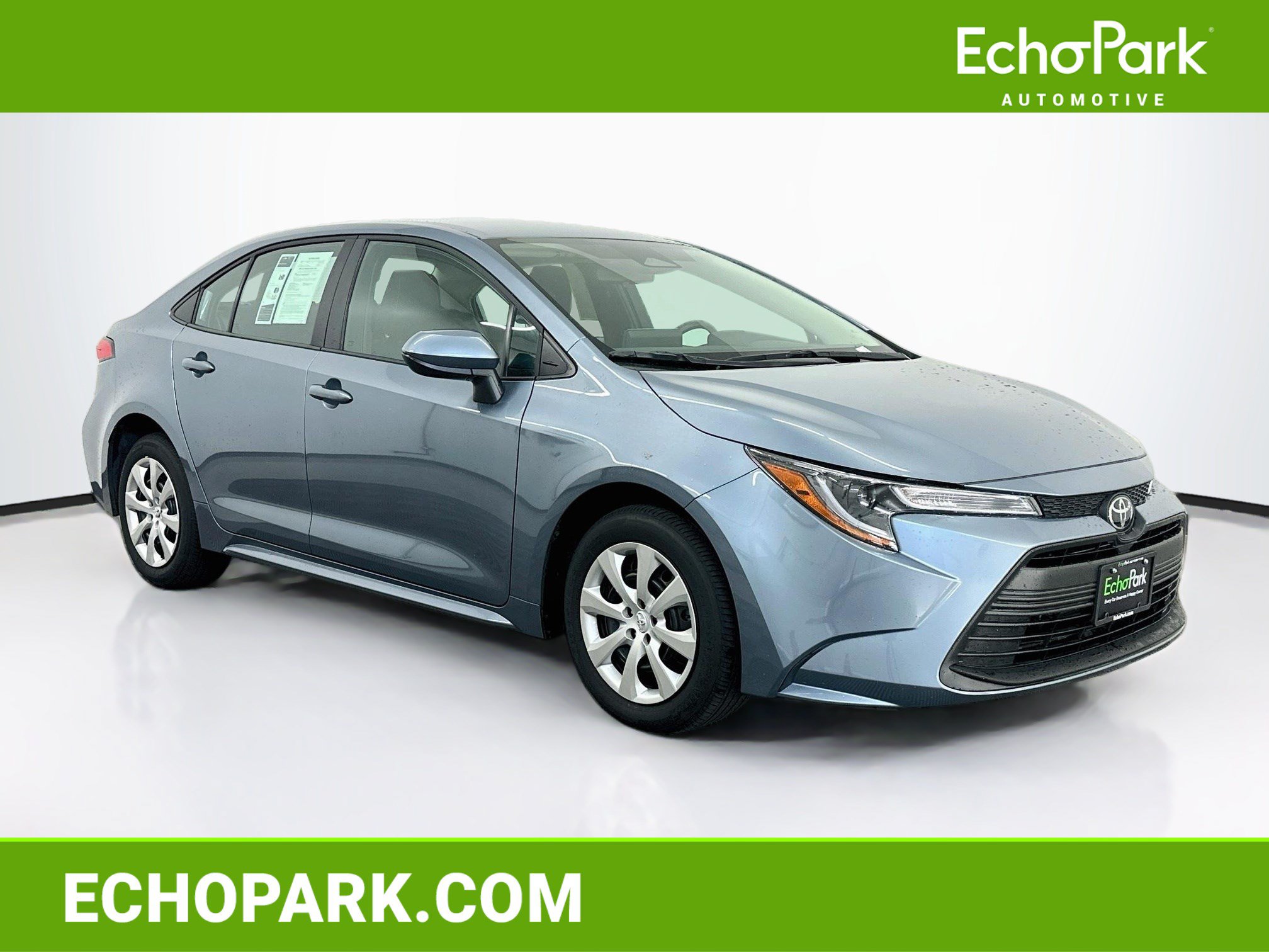Used 2026 Toyota Corolla LE FWD image 1