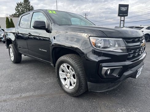Used 2022 Chevrolet Colorado LT w/ LT Convenience Package image 8