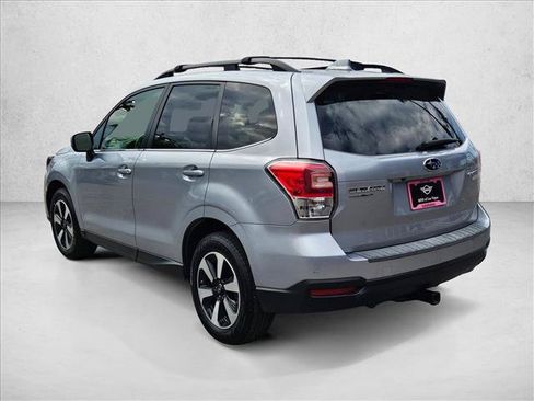 Used 2017 Subaru Forester 2.5i Limited w/ Popular Package #2 AWD/4WD image 8
