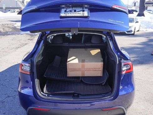 Used 2023 Tesla Model Y Long Range image 19