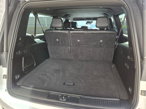 Used 2024 Jeep Wagoneer L Series II w/ Flexible Seating Group image 17