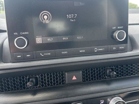 Used 2023 Honda CR-V LX image 16