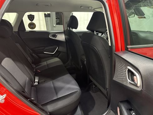 Certified 2023 Kia Soul LX w/ LX Technology Package FWD image 26