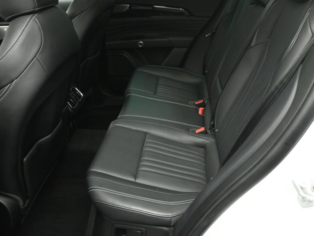 Used 2023 Maserati Grecale Modena AWD/4WD image 20