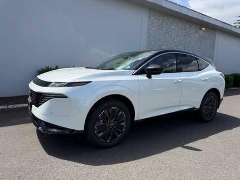 New 2026 Nissan Murano Platinum w/ Cargo Package AWD/4WD image 2