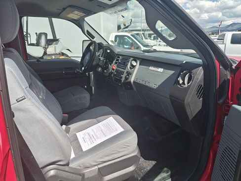 Used 2016 Ford F550 4x4 Regular Cab Super Duty w/ Ambulance Prep Package image 9