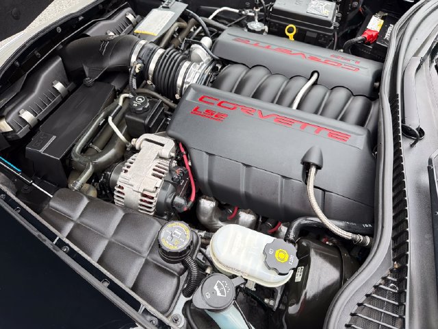 Used 2006 Chevrolet Corvette Convertible w/ Preferred Equipment Group RWD image 28