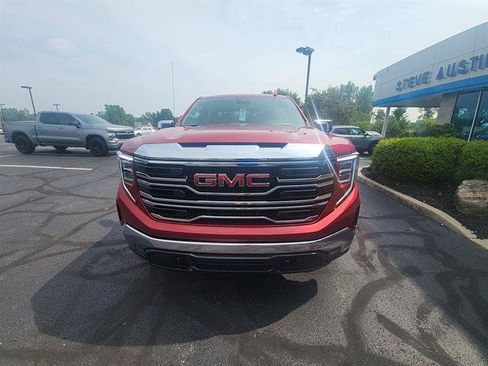 Used 2025 GMC Sierra 1500 SLT w/ SLT Convenience Package AWD/4WD image 2