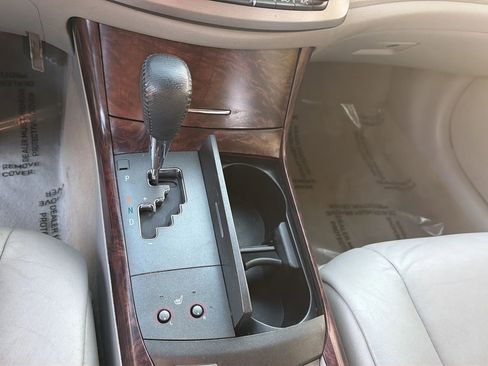 Used 2011 Toyota Avalon image 21