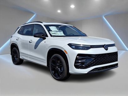 New 2026 Volkswagen Tiguan SE R-Line