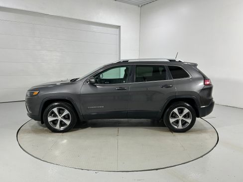 Used 2019 Jeep Cherokee Limited AWD/4WD image 23