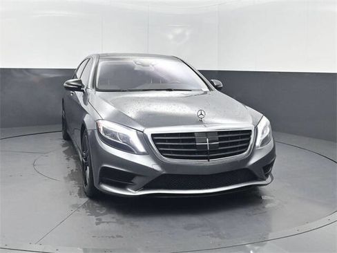 Used 2017 Mercedes-Benz S 550 4MATIC Sedan image 39