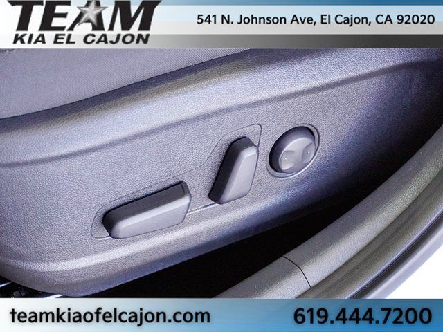 Used 2018 Hyundai Kona SEL w/ SEL Tech Package 02 FWD image 17