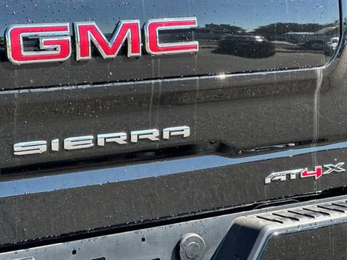 New 2026 GMC Sierra 1500 AT4X w/ LPO, Black Badging Package image 33