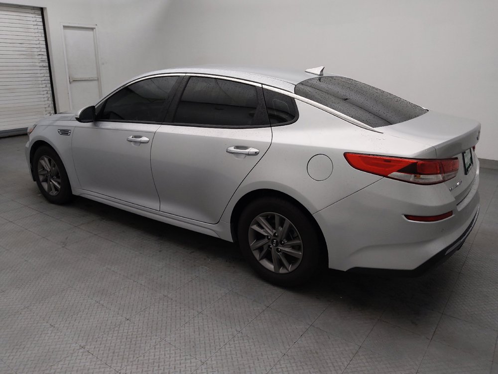 Used 2020 Kia Optima LX FWD image 3