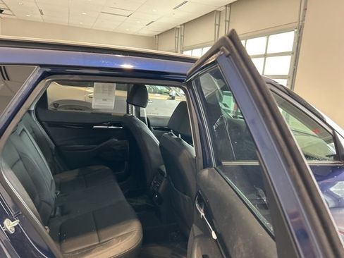 Used 2022 Kia Seltos EX image 18