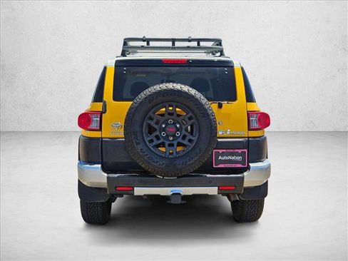 Used 2007 Toyota FJ Cruiser 4WD image 6