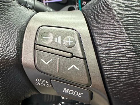 Used 2012 Toyota Venza XLE image 14