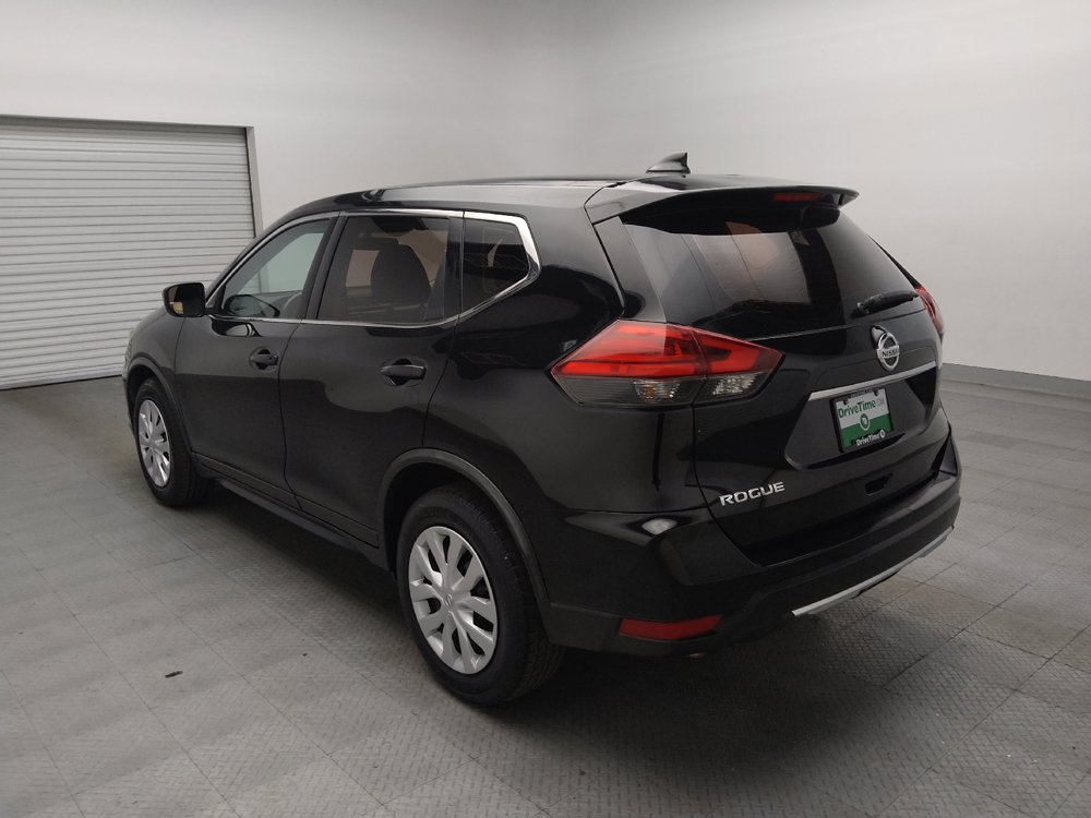 Used 2017 Nissan Rogue S FWD image 5