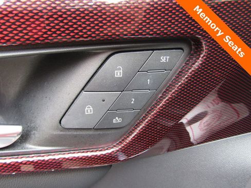 Used 2024 Chevrolet Traverse RS image 6