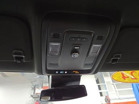 Used 2024 Chevrolet Tahoe LT image 27