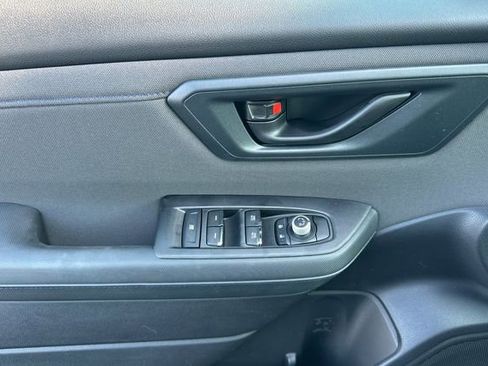 Used 2026 Subaru Forester Premium image 9