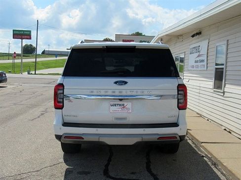 Used 2022 Ford Expedition Max Limited image 8