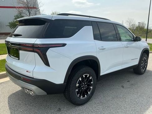 New 2026 Chevrolet Traverse Z71 w/ Driver Confidence Package AWD/4WD image 5