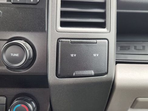 Used 2022 Ford F250 XL w/ Power Equipment Group AWD/4WD image 37