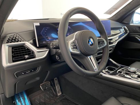 New 2026 BMW X7 M60i AWD/4WD image 4