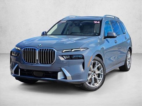 Certified 2025 BMW X7 xDrive40i w/ Executive Package image 1