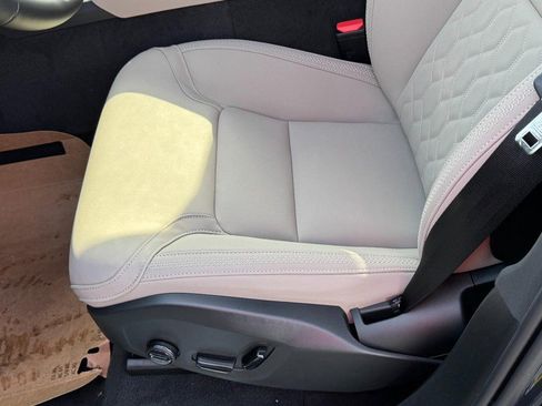 New 2026 Volvo XC90 B6 Plus w/ Protection Package image 16