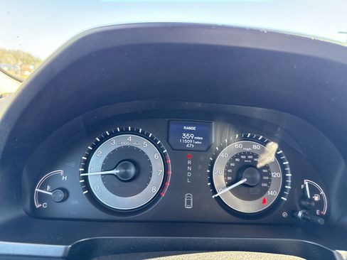 Used 2014 Honda Odyssey Touring Elite image 21