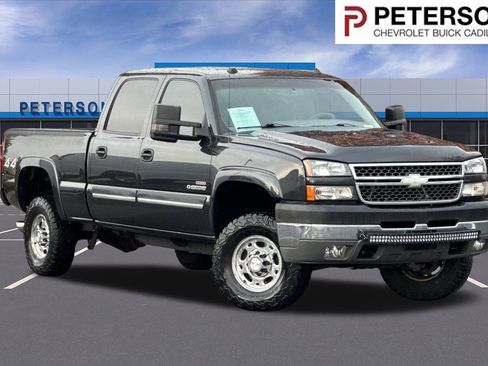 Used 2005 Chevrolet Silverado 2500 LT w/ Heavy-Duty Power Package image 1