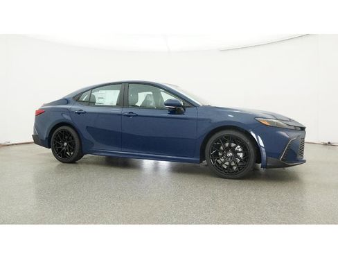 New 2026 Toyota Camry SE FWD image 28
