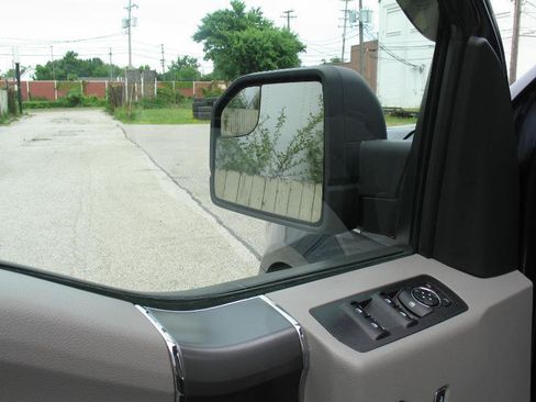 Used 2018 Ford F150 XLT w/ Equipment Group 301A Mid AWD/4WD image 44