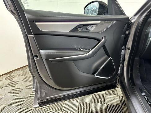 New 2026 Jaguar F-PACE R-Dynamic S image 11