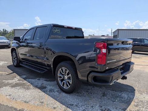 Used 2024 Chevrolet Silverado 1500 RST AWD/4WD image 6