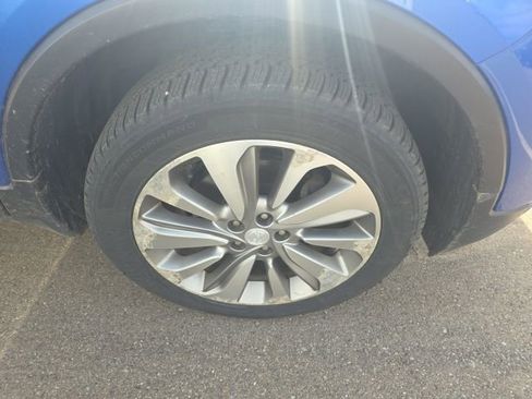 Used 2017 Buick Encore Preferred image 3