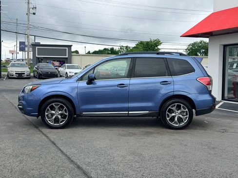 Used 2017 Subaru Forester 2.5i Touring AWD/4WD image 3