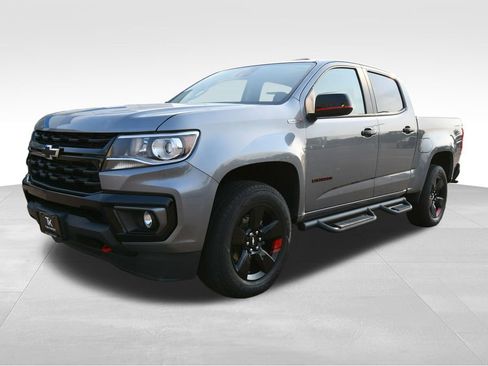 Used 2022 Chevrolet Colorado LT w/ Redline Special Edition AWD/4WD image 2