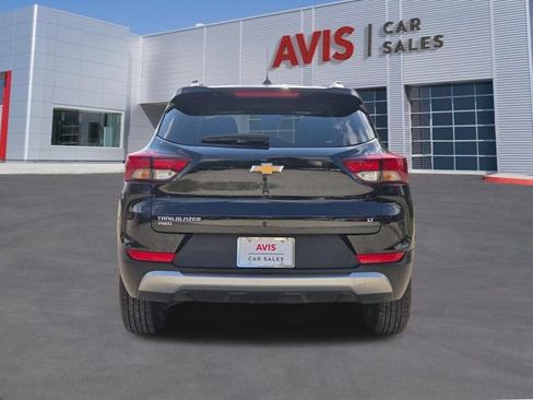 Used 2025 Chevrolet TrailBlazer LT AWD/4WD image 7