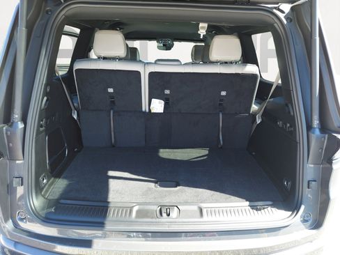 New 2026 Jeep Grand Wagoneer 4WD image 12