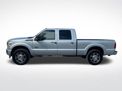 Used 2014 Ford F250 Platinum w/ FX4 Off-Road Package AWD/4WD image 2