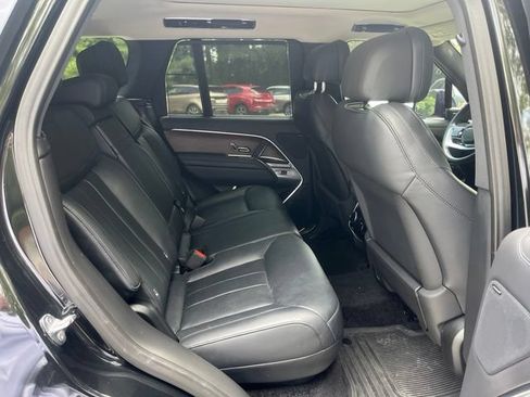 Certified 2023 Land Rover Range Rover SE AWD/4WD image 13