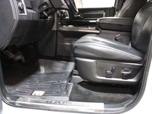 Used 2016 RAM 2500 Limited image 17