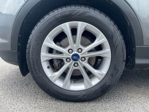 Used 2017 Ford Escape SE FWD image 11