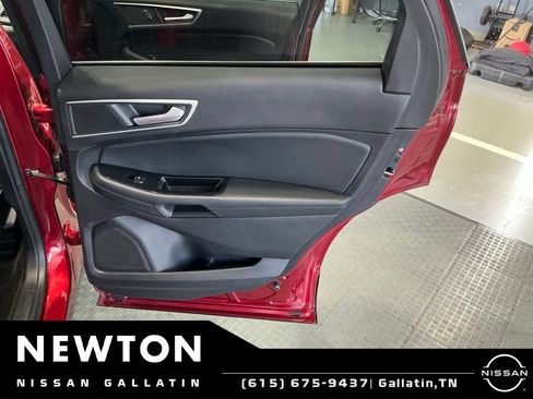 Used 2019 Ford Edge SEL w/ Equipment Group 201A AWD/4WD image 44